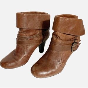 Kelly & Katie Jillian Leather  Ankle Boots Wooden Stacked Heel Fold Over Look